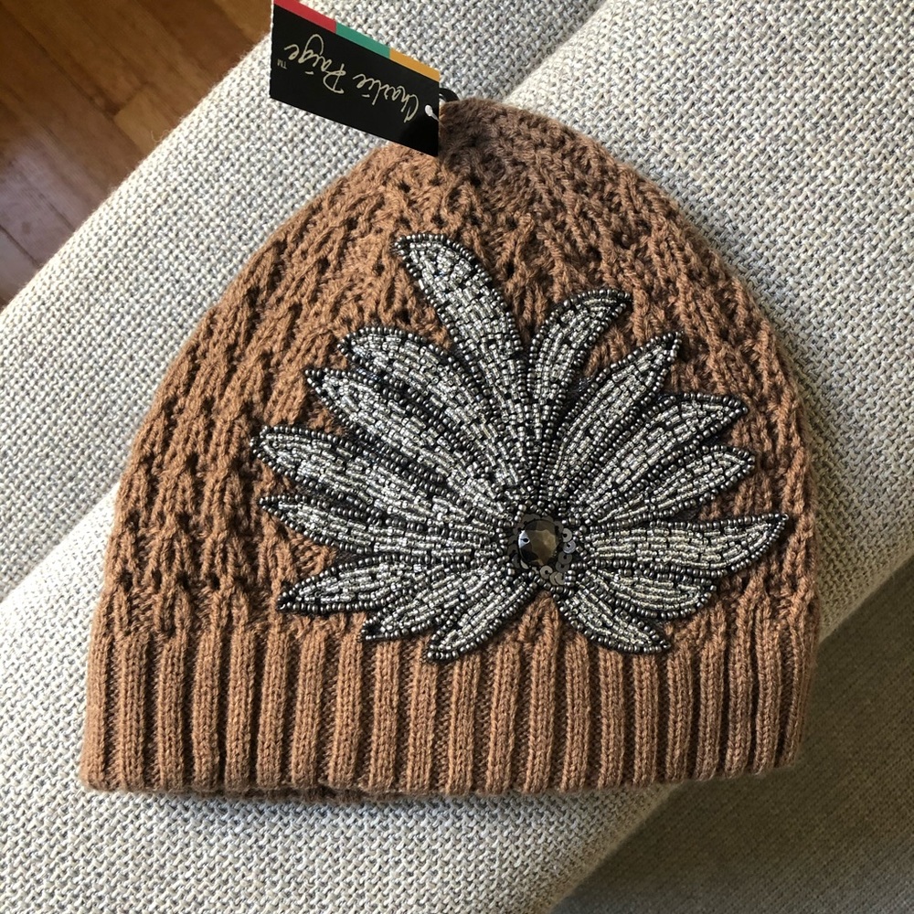 Art Deco embellished knit beanie